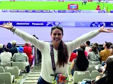 Giusy Versace, atleta paralimpica e senatrice, in tribuna a Parigi