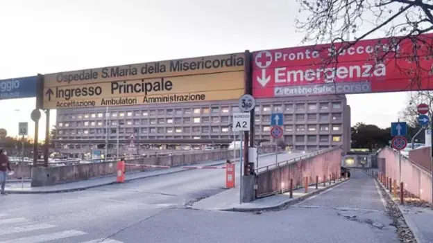 Il ferito è stato trasportato in gravi condizioni all'ospedale di Udine