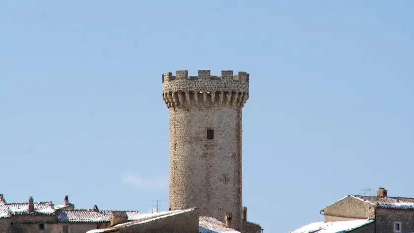 Santo Stefano di Sessanio (L'Aquila) - fondi per ricostruzione Torre Medicea