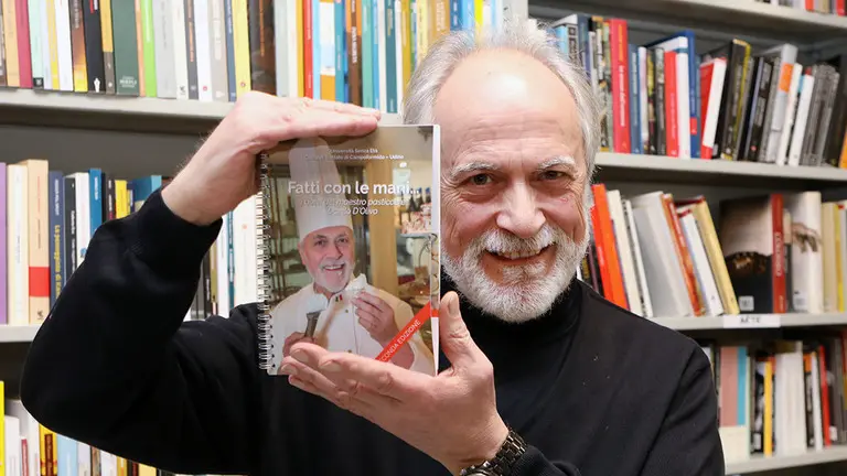 Udine 05 Gennaio 2018 Libreria Friuli presentazione libro Fatti con le mani di Danilo D'Olivo © Bressanutti - Petrussi