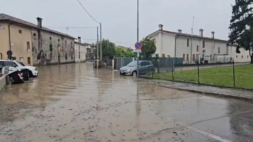Strade come fiumi a Gleris di San Vito al Tagliamento