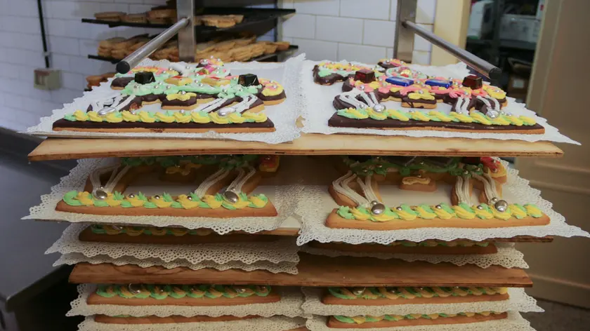 Foto Agenzia Candussi/ Sandri/ Mestre, via Silvio Trentin/ San Martino di pasta frolla della pasticceria Corò