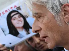Pietro Orlandi nel corso del presidio per la sorella Emanuela in piazza Cavour a Roma, 13 gennaio 2024. ANSA/CLAUDIO PERI