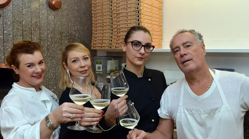 UDINE 30 Dicembre 2017 pizzeria santa chiara Agenzia Petrussi foto Massimo Turco