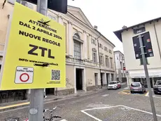 Udine 16 Aprile 2024. ZTL in Piazza San Cristoforo. © Foto Petrussi 2024