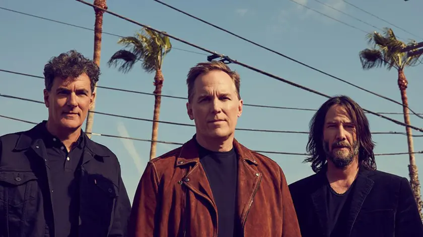 Il trio californiano Dogstar il cui bassista è Keanu Reeves, il celebre attore hollywoodiano