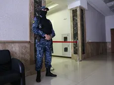 epa11484909 An armed guard stand in the court during hearing a case against the Wall Street Journal (WSJ) correspondent Evan Gershkovich in Yekaterinburg's Sverdlovsk Regional Court, Yekaterinburg, Russia, 18 July 2024. Evan Gershkovich, a US journalist of The Wall Street Journal covering Russia, was detained in Yekaterinburg on 29 March 2023. The Russian Federal Security Service (FSB) claimed that on the instructions of the American authorities, the journalist collected information constituting a state secret about one of the enterprises of the Russian military-industrial complex. He is charged with espionage under Art. 276 of the Criminal Code of the Russian Federation, which could carry a sentence of up to 20 years. Others are not identified. EPA/STRINGER