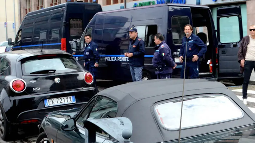 Udine 03 Giugno 2016 allarme bomba tribunale Petrussi Foto Press / Turco