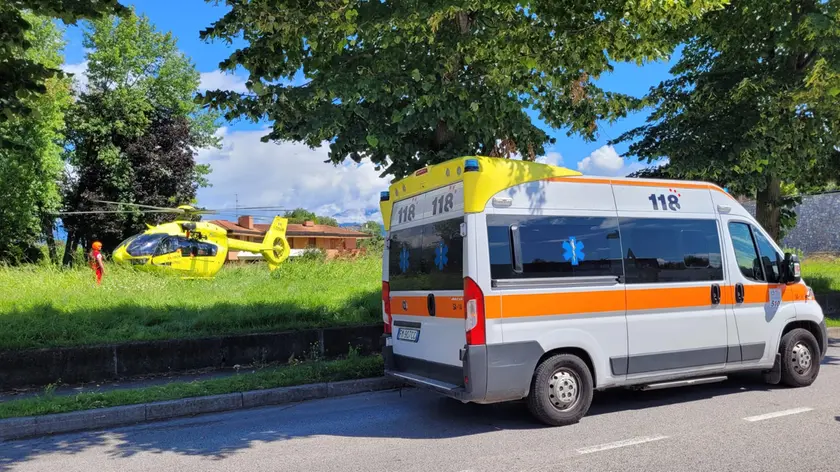 L’intervento dei soccorsi nel luogo in cui si è verificato l’incidente