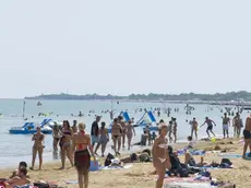 Lignano 10 Luglio 2011 spiaggia Copyright PFp