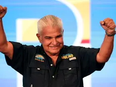 epa11320874 Presidential candidate Jose Raul Mulino gestures druing a speech at his campaign headquarters in Panama City, Panama, 05 May 2024. With more than 85 percent of the ballots being accounted for, Mulino leads with 34.44 percent followed by Other Path Movement's Ricardo Lombana with 25 percent, former president Martin Torrijos of Popular Party with 16 percent, and Romulo Roux of Cambio Democratico with 11,29 percent. EPA/Bienvenido Velasco