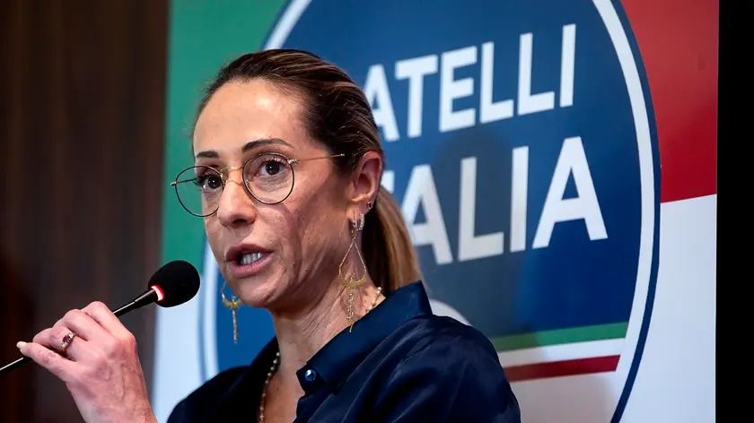 Arianna Meloni, responsabile della segreteria politica nazionale di Fratelli dÕItalia (FdI) e sorella del presidente del Consiglio Giorgia Meloni, durante lÕincontro "L'Italia chiama l'Europa" presso Terme dei Papi, Viterbo, 19 aprile 2024. ANSA/ANGELO CARCONI