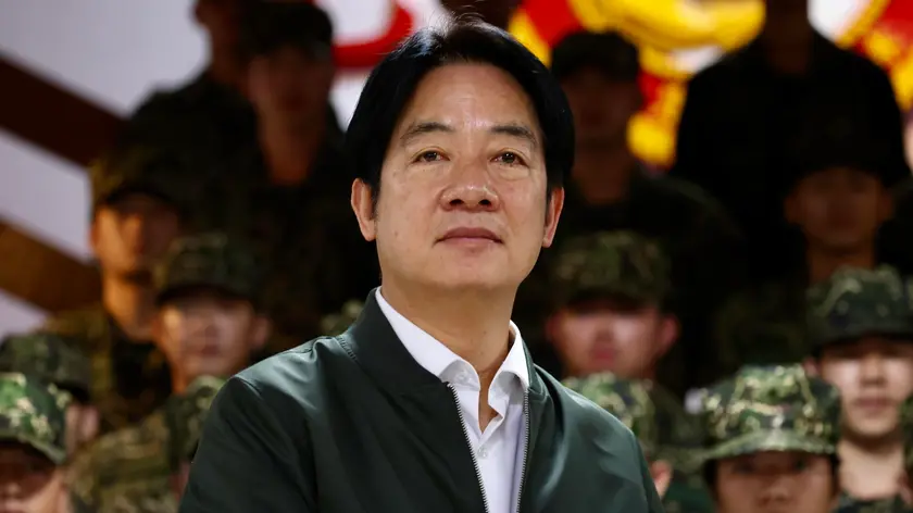epa11362512 Taiwan's President William Lai (Lai Ching-te) visits a military base in Taoyuan, Taiwan, 23 May 2024. According to Chinese state media Xinhua, 'the Eastern Theater Command of the Chinese People's Liberation Army (PLA) started a two-day joint military drills surrounding the island of Taiwan on 23 May'. Taiwan's Defense Ministry stated on 23 May that China was engaging in 'irrational provocation' by encircling Taiwan with its ongoing military exercises, just days after President William Lai's inauguration. EPA/RITCHIE B. TONGO
