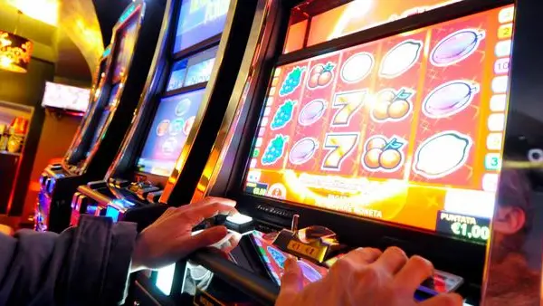 Jackpot City l anuova sala giochi in via canevari, slot