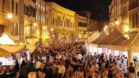 Il contributo singolo più consistente, 90 mila euro, è per l’edizione numero 30 di Friuli Doc
