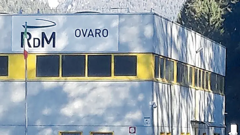 La sede della cartiera Reno de Medici di Ovaro