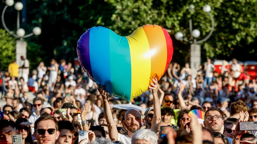 Pride 2023 all'Arco della Pace a Milano, 24 giugno 2023. ANSA/MOURAD BALTI TOUATI