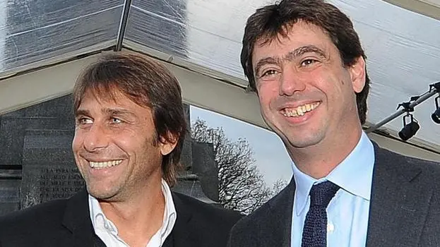Antonio Conte e Andrea Agnelli durante l'inaugurazione del "Faro della Vittoria" al Colle della Maddalena, Torino,7 Novembre 2013 ANSA/ ALESSANDRO DI MARCO