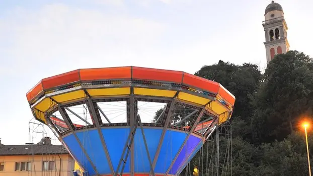 Udine 23 Ottobre 2017. Arrivo Luna Park in Piazza Primo Maggio. © Foto Petrussi