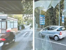 A sinistra uno scooter attraversa l’ex valico di Plavje senza problemi; a destra auto in transito a Monrupino Fotoservizio Lasorte
