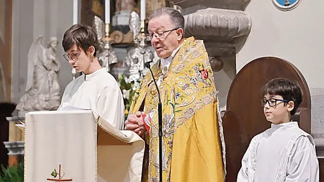 Il rito celebrato in duomo a Tarcento (foto Petrussi)