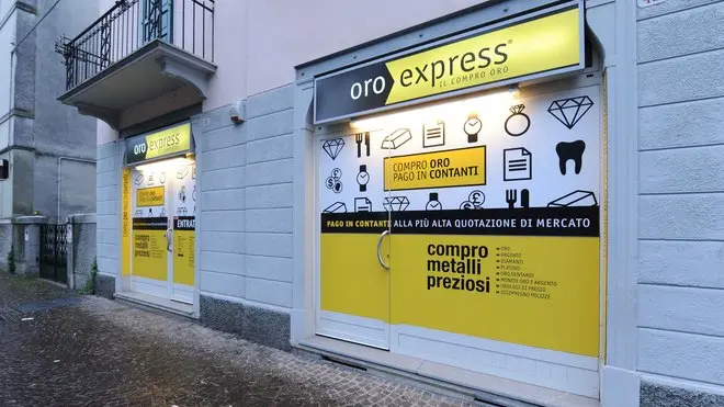 Udine 30 Maggio 2013. Compro Oro di Via Volontari della Liberta'. Telefoto copyright Petrussi Foto Press