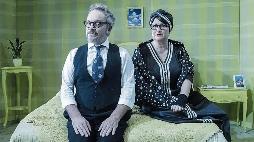 Corrado Nuzzo e Maria Di Biase, protagonisti a teatro della commedia “Delirio a due”