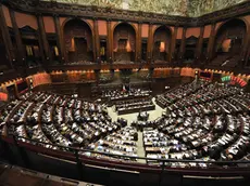 20100202 - ROMA - POL: L. IMPEDIMENTO, VOTAZIONI ALLA CAMERA.Una panoramica dell'Aula di Montecitorio durante le votazioni sugli emendamenti alla legge sul Legittimo Impedimento questo pomeriggio 2 febbraio alla Camera dei Deputati. MAURIZIO BRAMBATTI/ANSA/BT