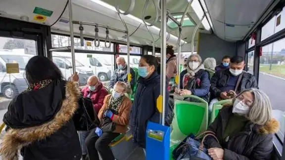L’episodio era avvenuto il 15 aprile 2022, sull’autobus numero 4 della linea urbana di Udine