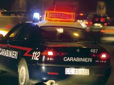 20050619 - GIRO DI VITE DEI CARABINIERI CONTRO IMMIGRAZIONE CLANDESTINA E PROSTITUZIONE. Una pattuglia dei carabinieri ripresa durante la scorsa notte nella Capitale nel corso di un'operazione contro l'immigrazione clandestina e la prostituzione. ANSA-CD..