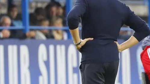 Udinese's coach team Julio Velazquez reacts during the Italian Serie A soccer match between Empoli and Udinese at Carlo Castellani stadium in Empoli, 11 November 2018. ANSA / Fabio Muzzi