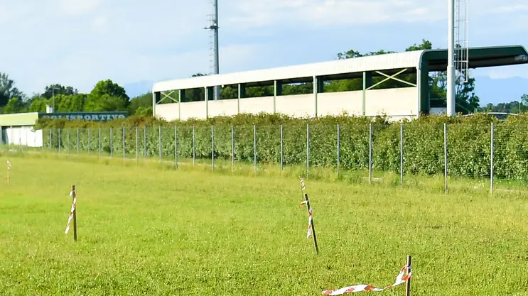 Mortegliano 2 luglio 2020 Ritrovamenti ordigni bellici nel campo sportivo ©Foto Petrussi