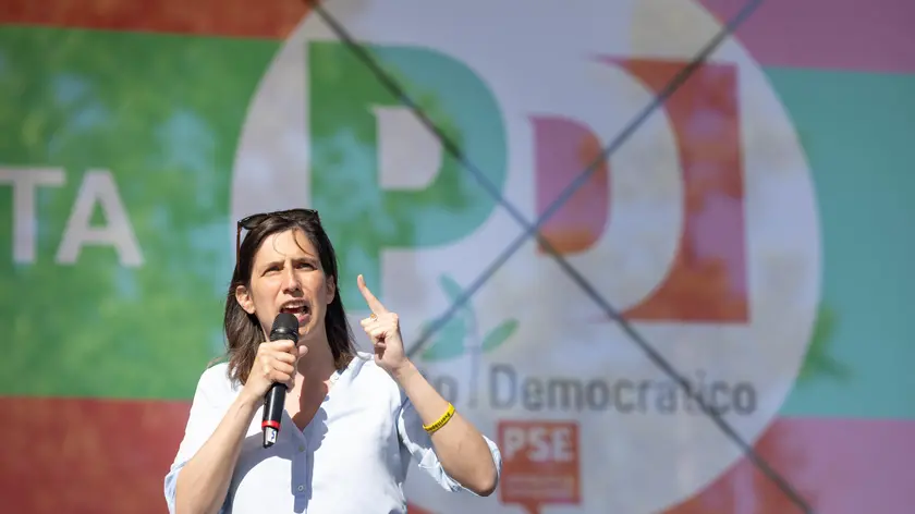 La segretaria del PD, Elly Schlein, durante l'evento in vista delle europee, a Milano, 01 giugno 2024. ANSA / Rossella Papetti