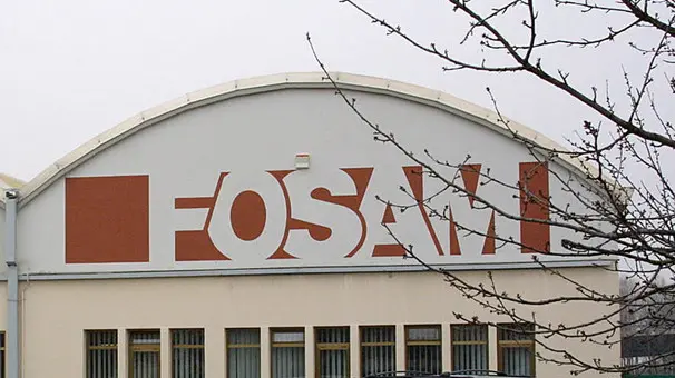 FOTO MISSINATO PORDENONE 20.03.04 FIUME VENETO FOSAM ESTERNO DELLA FABBRICA