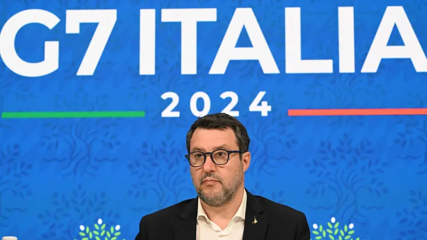 Sono state stralciate le norme con le quali si prevedeva di poter regolarizzare anche i piani di rigenerazione di diverse città italiane