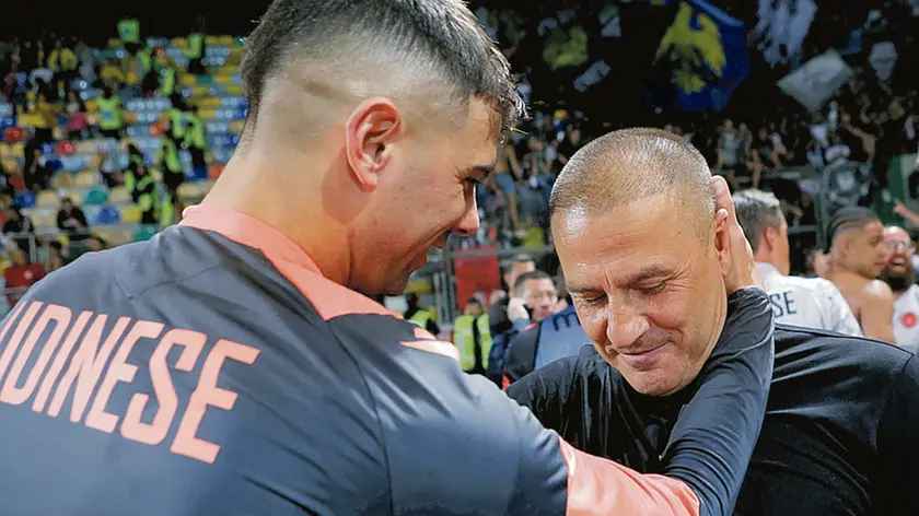 Mister Fabio Cannavaro assieme a Lautaro GIannetti durante la festa salvezza a Frosinone