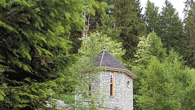 La chiesetta realizzata all’interno del complesso di Bosco di Museis