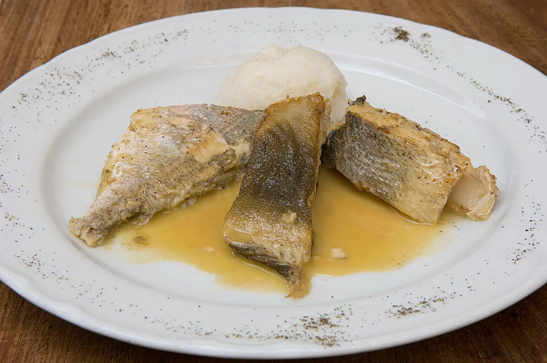 boreto e polenta bianca al ristorante de toni