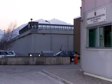ANTEPRIMA TOLMEZZO 16 FEBBRAIO 2001 RIENTRO IN CARCERE DELL'OMICIDA DI MENNA TELEFOTO COPYRIGHT FOTO AGENCY ANTEPRIMA