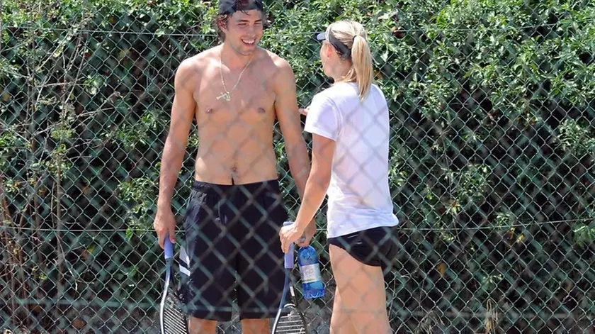 Anteprima Colloredo di M.A. 10 Luglio 2010. Maria Sharapova si allena con Sasha Vujacic a Caporiacco. Telefoto Copyright / Foto Agency Anteprima Udine.