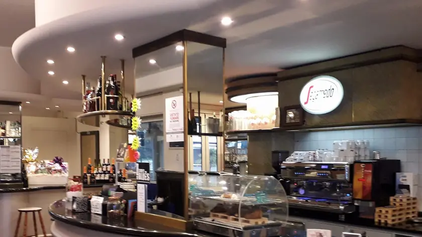 L'interno del Nuovo Bar Borsa (da facebook)