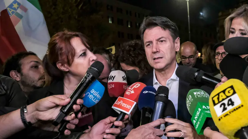 Giuseppe Conte alla manifestazione per la pace piazza Esquilino . 27 ottobre 2023