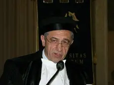 Nella foto, Gianpietro Benedetti alla laurea honoris causa nel 2006
