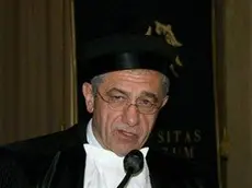 Nella foto, Gianpietro Benedetti alla laurea honoris causa nel 2006