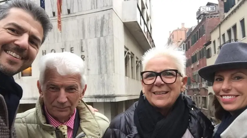 La famiglia Berton: da sinistra, Andrea, Giuseppe, sua moglie Luciana e Stefania