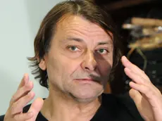 Cesare Battisti in un'immagine ripresa a Fortaleza nel dicembre 2011. ANSA/Deivyson Fernandes