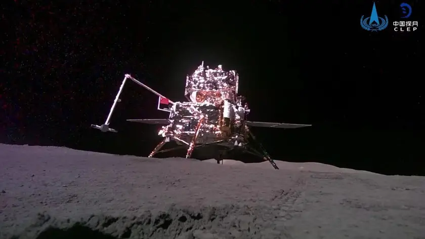 epa11388526 A handout photo made available by the China National Space Administration (CNSA) on 04 June 2024 shows a view of the lander-ascender taken from the 'mobile camera' carried by the Chang'e-6 probe after it landed on the moon surface. The ascender of China's Chang'e-6 probe, carrying samples collected from the moon's far side, lifted off from the lunar surface on 04 June. The ascender successfully entered a predetermined orbit around the moon, CNSA said. The Chang'e-6 had previously touched down on the far side of the moon on 02 June. EPA/CNSA HANDOUT -- MANDATORY CREDIT -- HANDOUT EDITORIAL USE ONLY/NO SALES HANDOUT EDITORIAL USE ONLY/NO SALES
