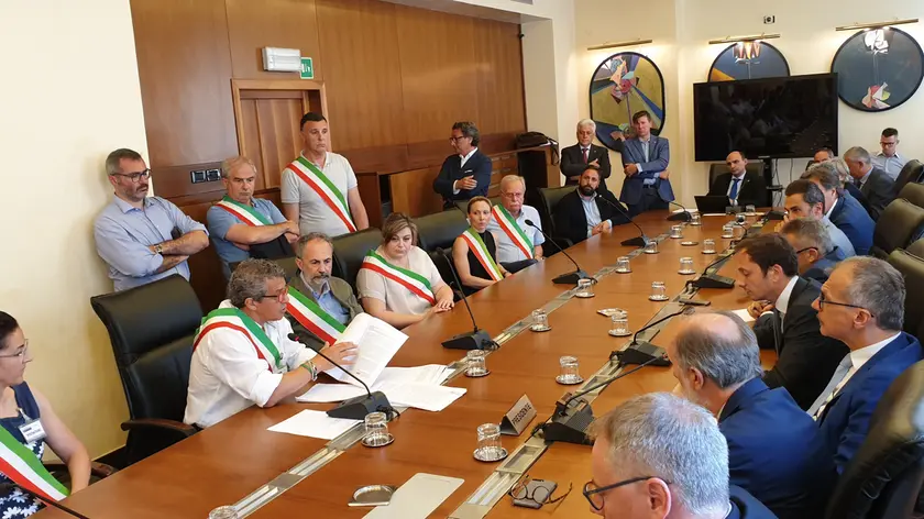 I sindaci incontrano il presidente Fedriga e l'assessore Riccardi (Foto di Mattia Pertoldi)