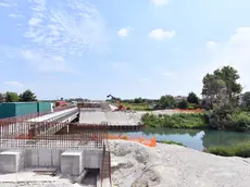 22 luglio 2020 Stato avanzamento lavori nei cantieri per la III corsia; I sub lotto del II lotto. Sottopasso e ponte sul fiume Lemene © Simone Ferraro