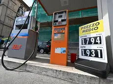 Sono obbligatori i cartelli esposti del prezzo medio nazionale del costo della benzina e diesel nei distributori di carburante di tutta Italia